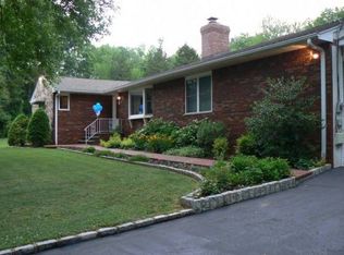 732 Cedarbrook Rd, Bridgewater, NJ 08807