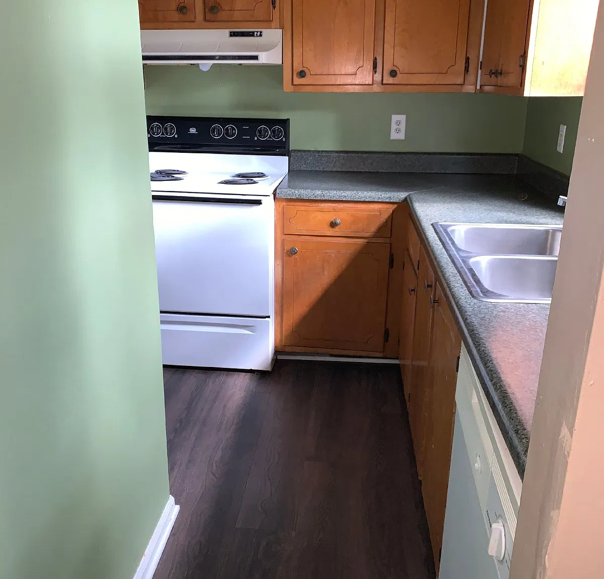 2 bed, 1.5 bath, 1156 sqft, $1,000 — Photo 4