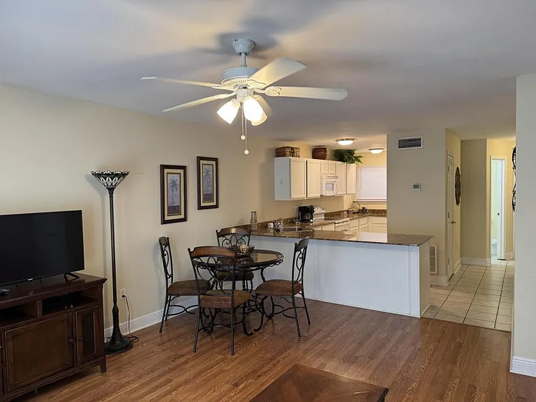 1644 Beach Blvd — Photo 10