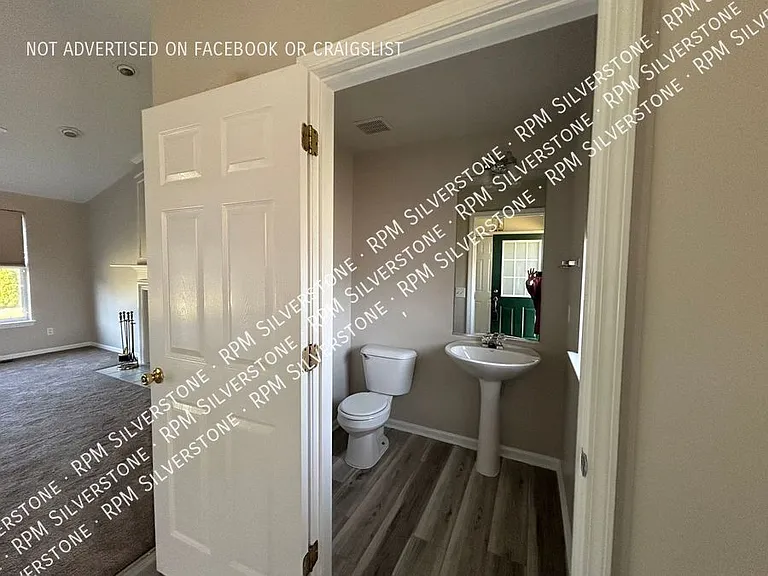 18013 Marsal Dr — Photo 7