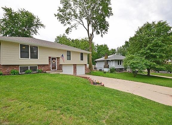 3rd image of 11655 Ironstone Cir