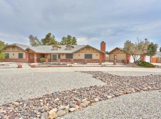 19989 Cronese Rd, Apple Valley, CA 92308