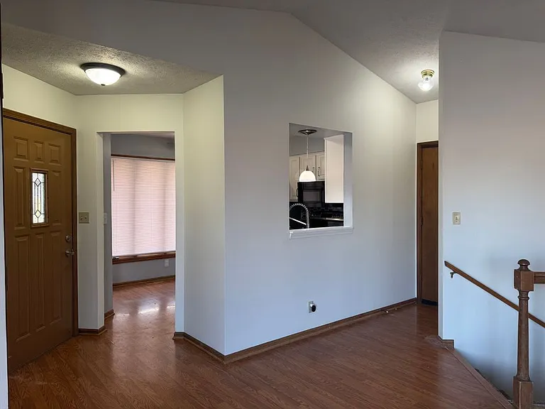5701 S 52nd St — Photo 24