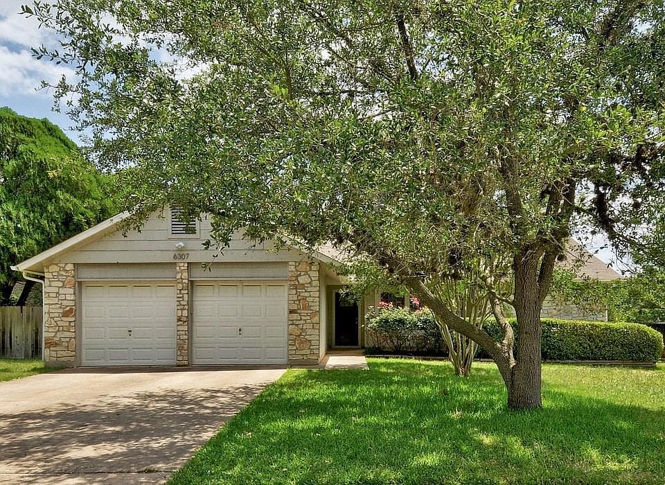 1st image of 6307 Smith Oak Trl