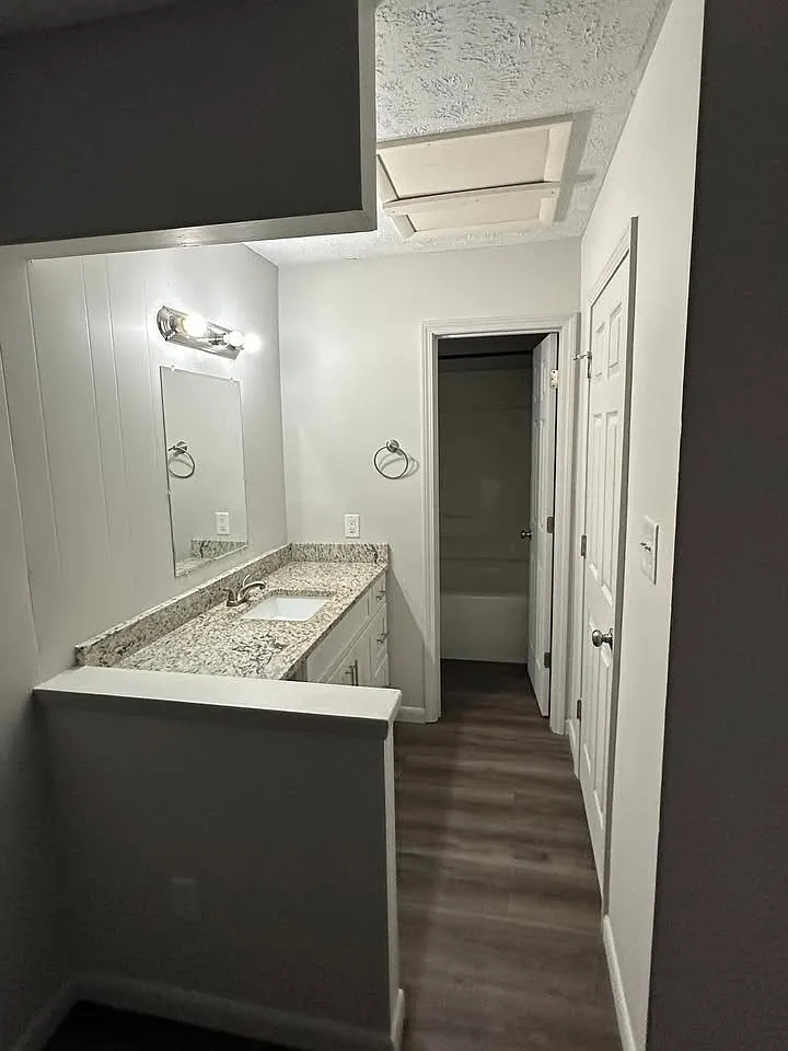 1 bed, 550 sqft, $800 — Photo 1