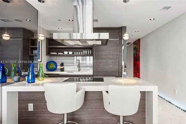 1100 Biscayne Blvd #LPH6105 — Photo 8