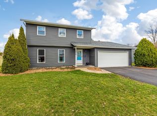 1824 Reddington Rd, Newark, OH 43055