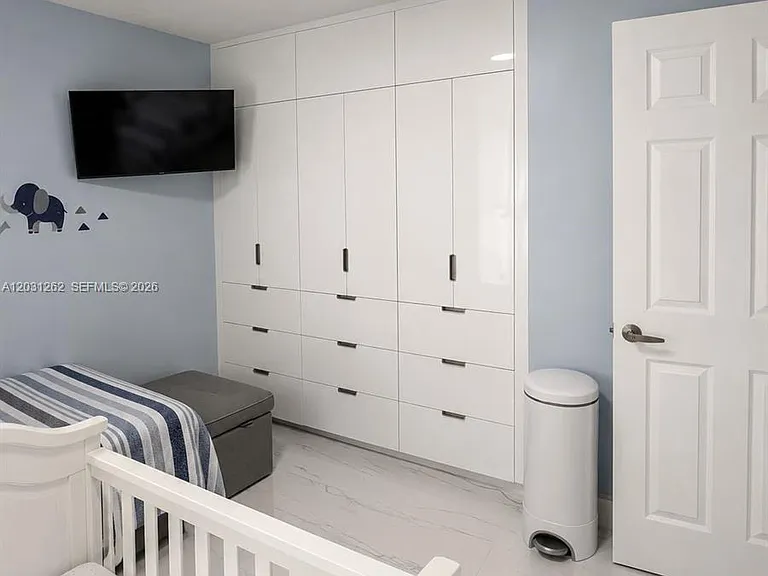 10049 SW 222nd St — Photo 10