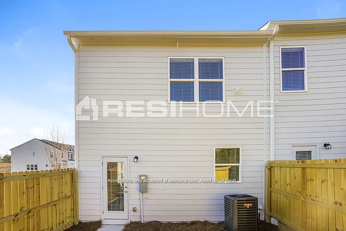 4031 Springhead Way — Photo 15