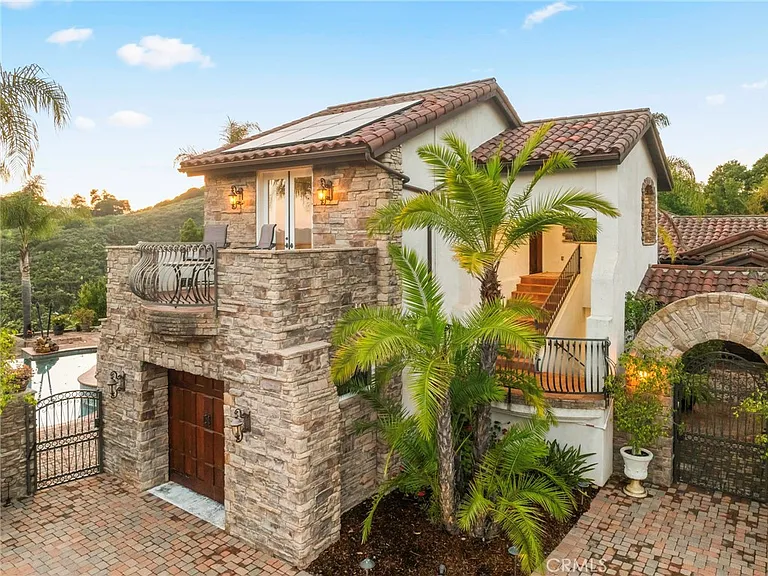 44915 Palladian Ct — Photo 11