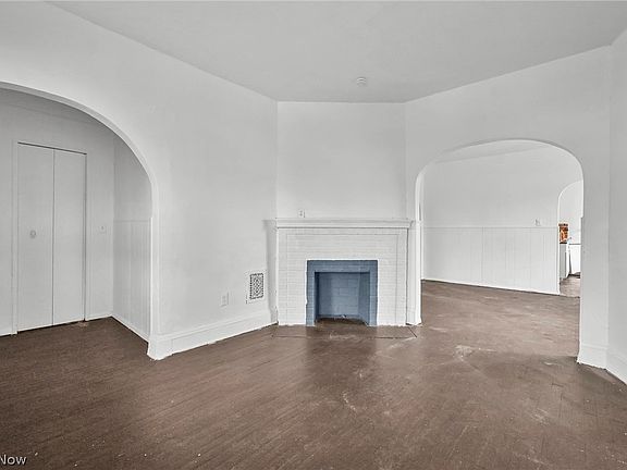 5th image of 880 Stevenson Rd