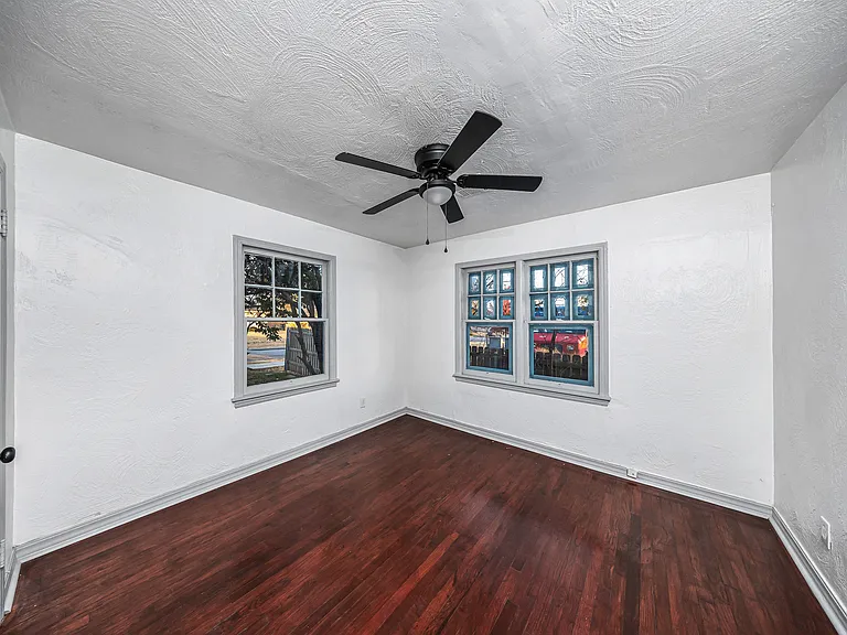 1414 NW 23rd St — Photo 17
