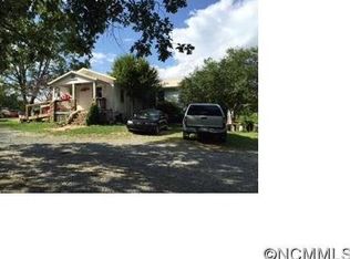 214 Azalea Ave, Brevard, NC 28712