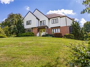 50 Indian Fields Trl, New Kensington, PA 15068