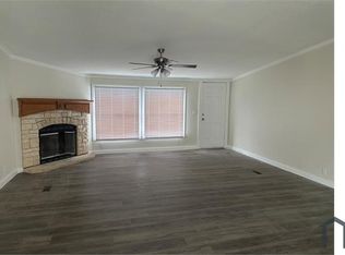 2033 Daisy Lou #19, San Antonio, TX 78245