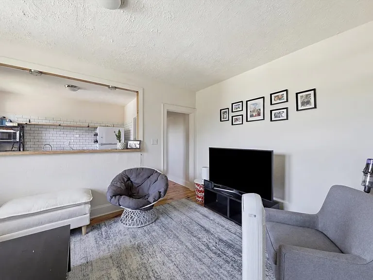 615 Probasco St #3 — Photo 6