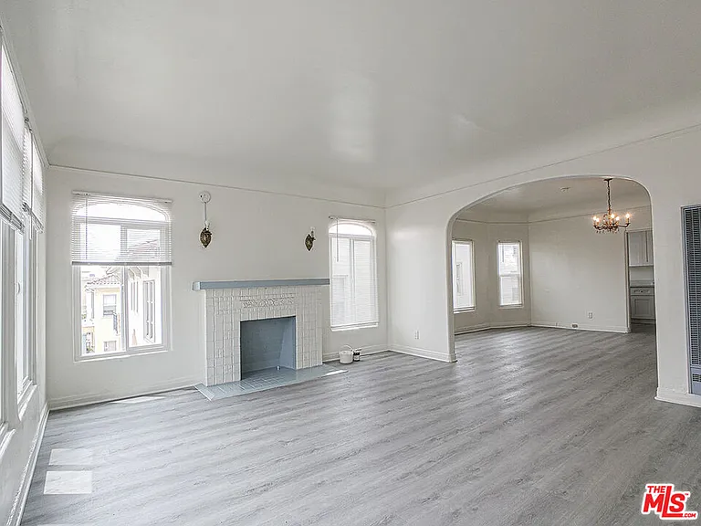 109 S Berendo St #2 — Photo 2