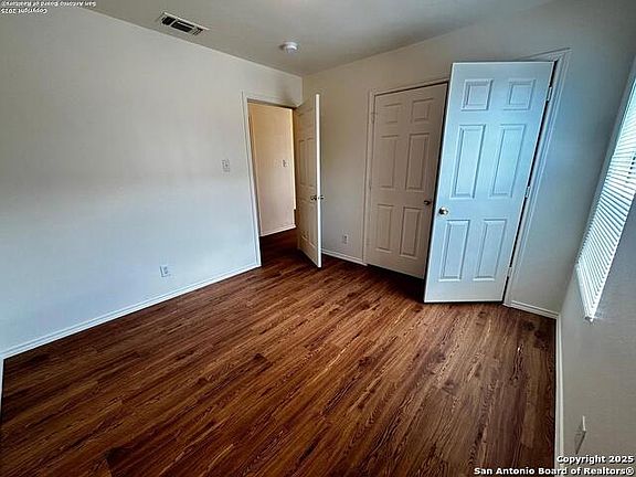 4th image of 7339 Golf Vista Blvd