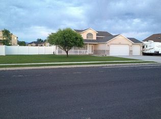 2334 N 2775 W, Clinton, UT 84015