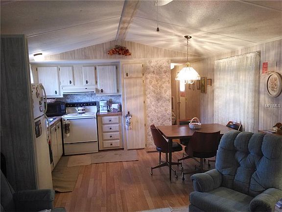 2nd image of 1830 Hess Dr