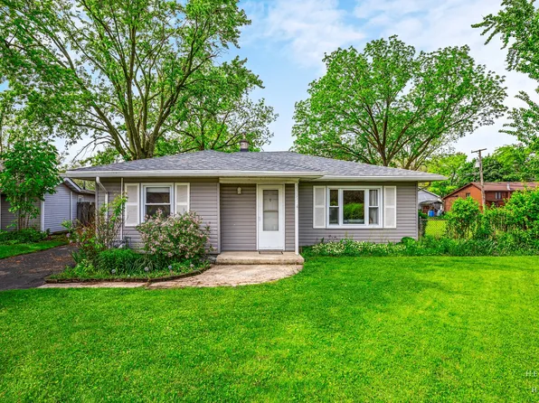 2305 Root St, Crest Hill, IL 60403