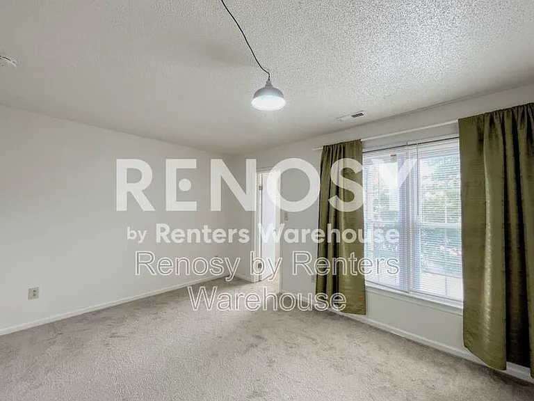 5310 Lake Victoria Arch — Photo 24