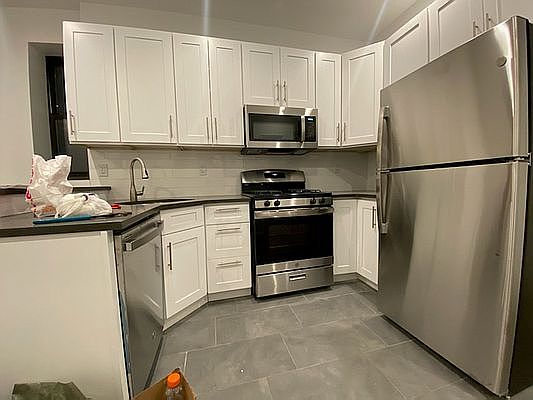 1st image of 421 W 125th St #2