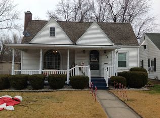 49 W Birch St, Canton, IL 61520