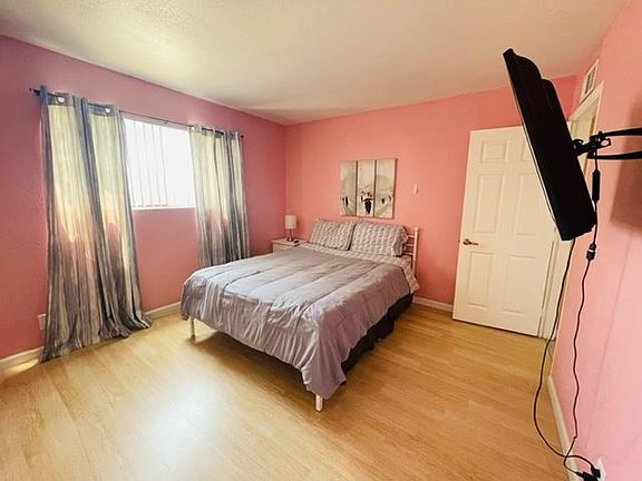 5th image of 104 Mount Vernon Cir APT D
