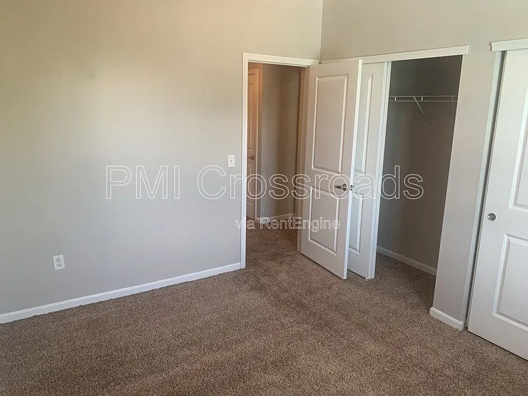 Jefferson Pointe — Photo 67