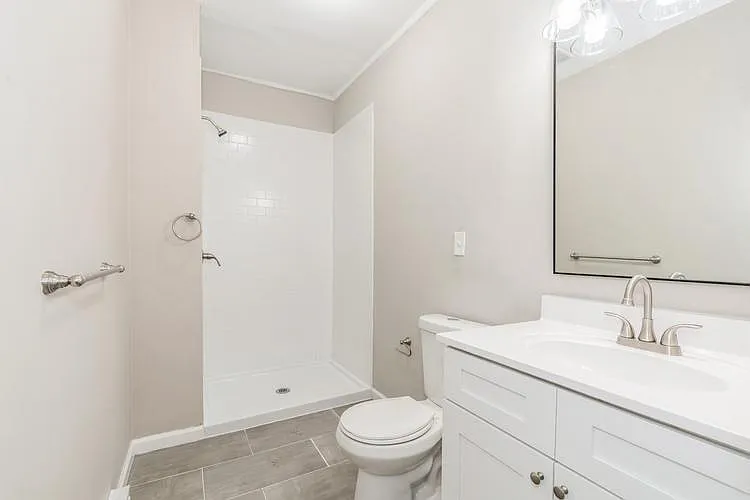 332 Woodside Ave #2 — Photo 7