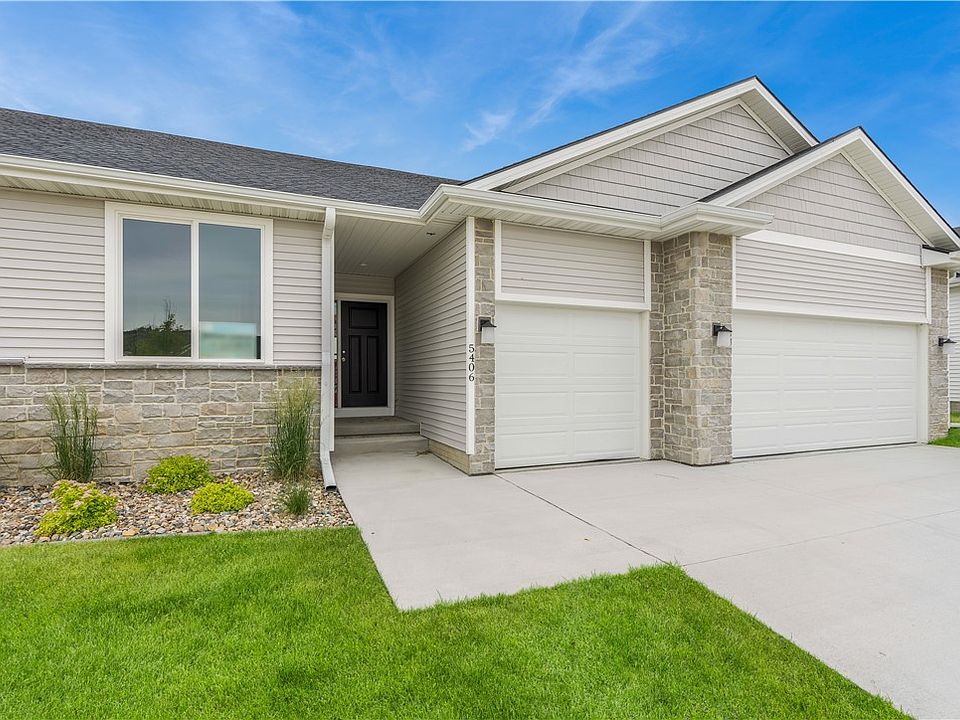 1st image of 5406 NE Briarwood Dr
