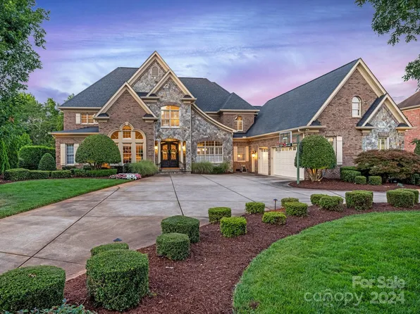 1407 Venetian Way Dr, Waxhaw, NC 28173
