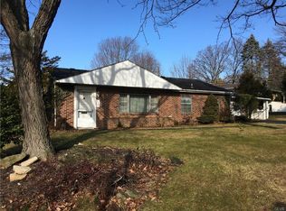 3301 Cambridge Cir, Allentown, PA 18104