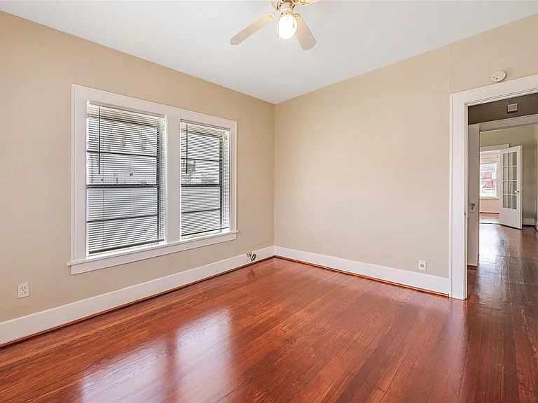 2611 Rosewood St — Photo 18