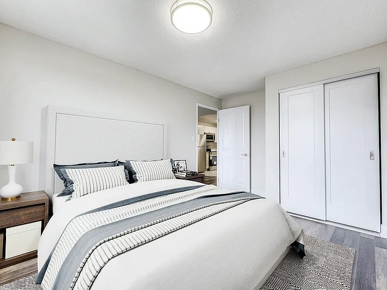 165 Erskine Ave — Photo 4