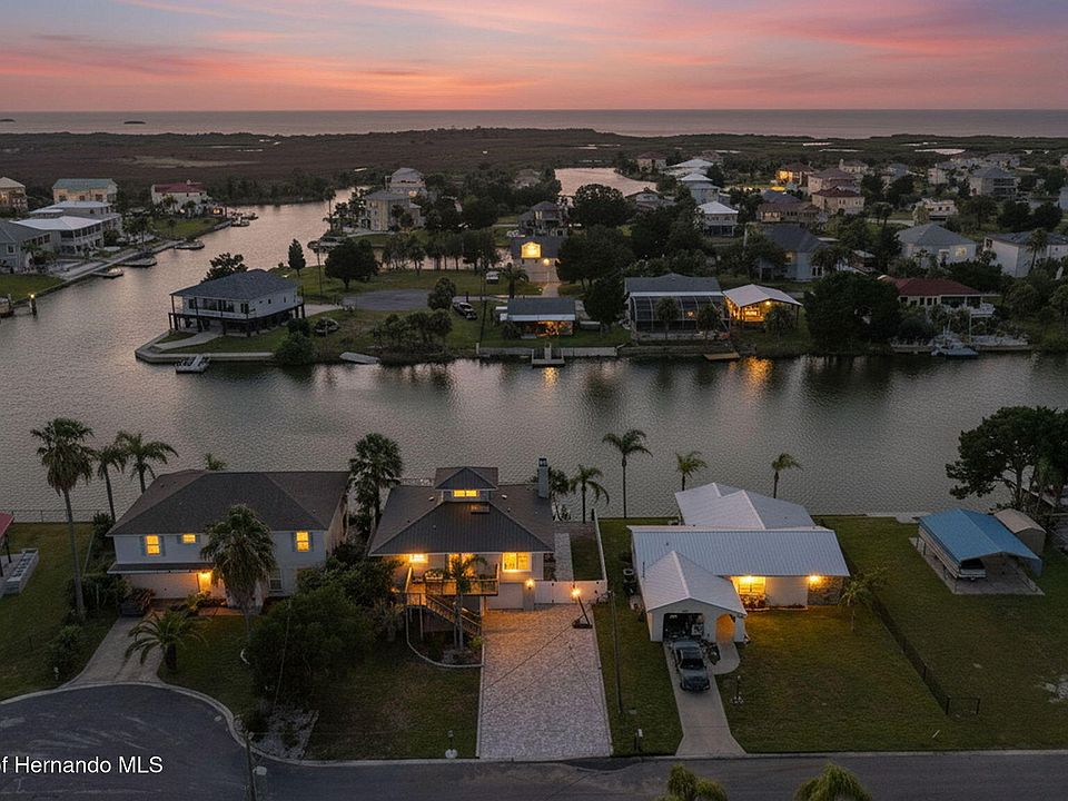 1st image of 3199 Azalea Dr