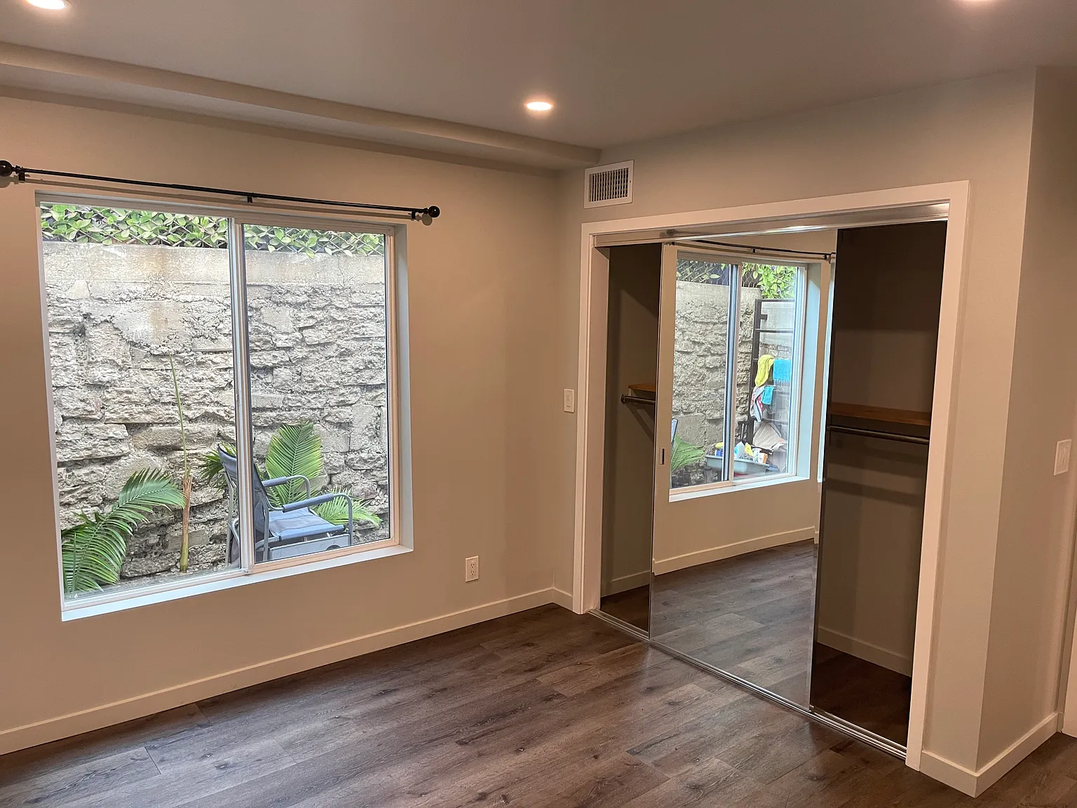 3 bed, $3,000 — Photo 4