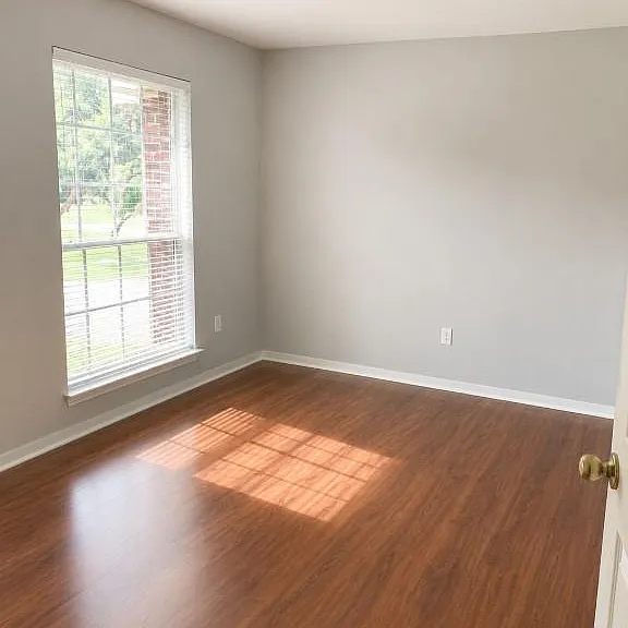 6810 Springcrest Dr — Photo 9