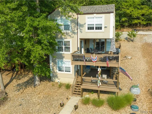 1813 Sunny Ridge Dr, Osage Beach, MO 65065