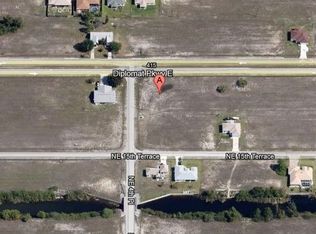 416 Diplomat Pkwy E, Cape Coral, FL 33909