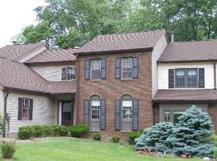 20 Goldfinch Way, Hackettstown, NJ 07840