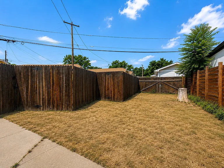 1419 N Meade St — Photo 19