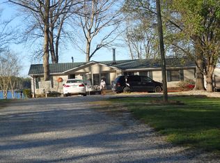 228 Lakeshore Dr, Salisbury, NC 28146