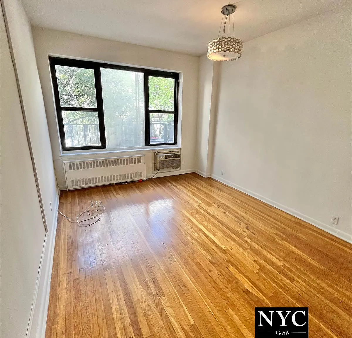 424 West 57th Street — Photo 1
