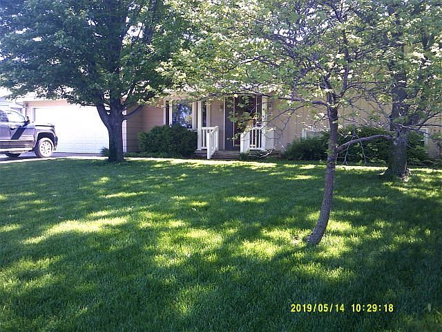 1st image of 610 S Ash St