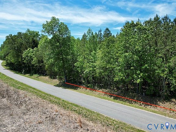 5th image of 600 Red Oak Rd