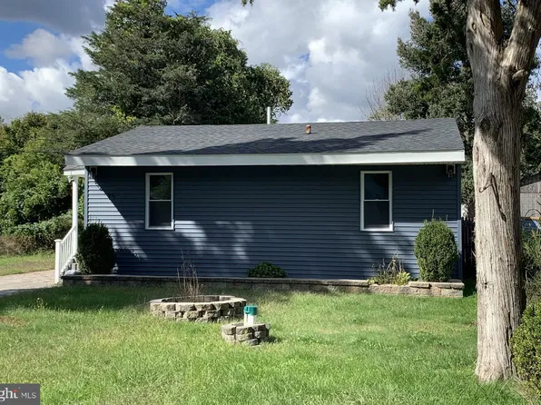 15 Cherry St, Little Egg Harbor, NJ 08087