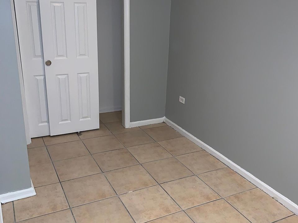 2nd image of 4626 S Langley Ave #Garden