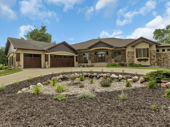 1726 Blackberry Cir, Sartell, MN 56377